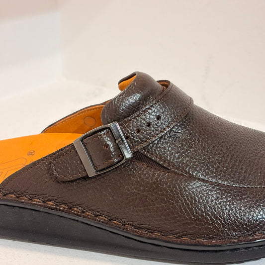 Diabetic Shoes in Oman: How to Choose the Right Footwear for Diabetic Feet