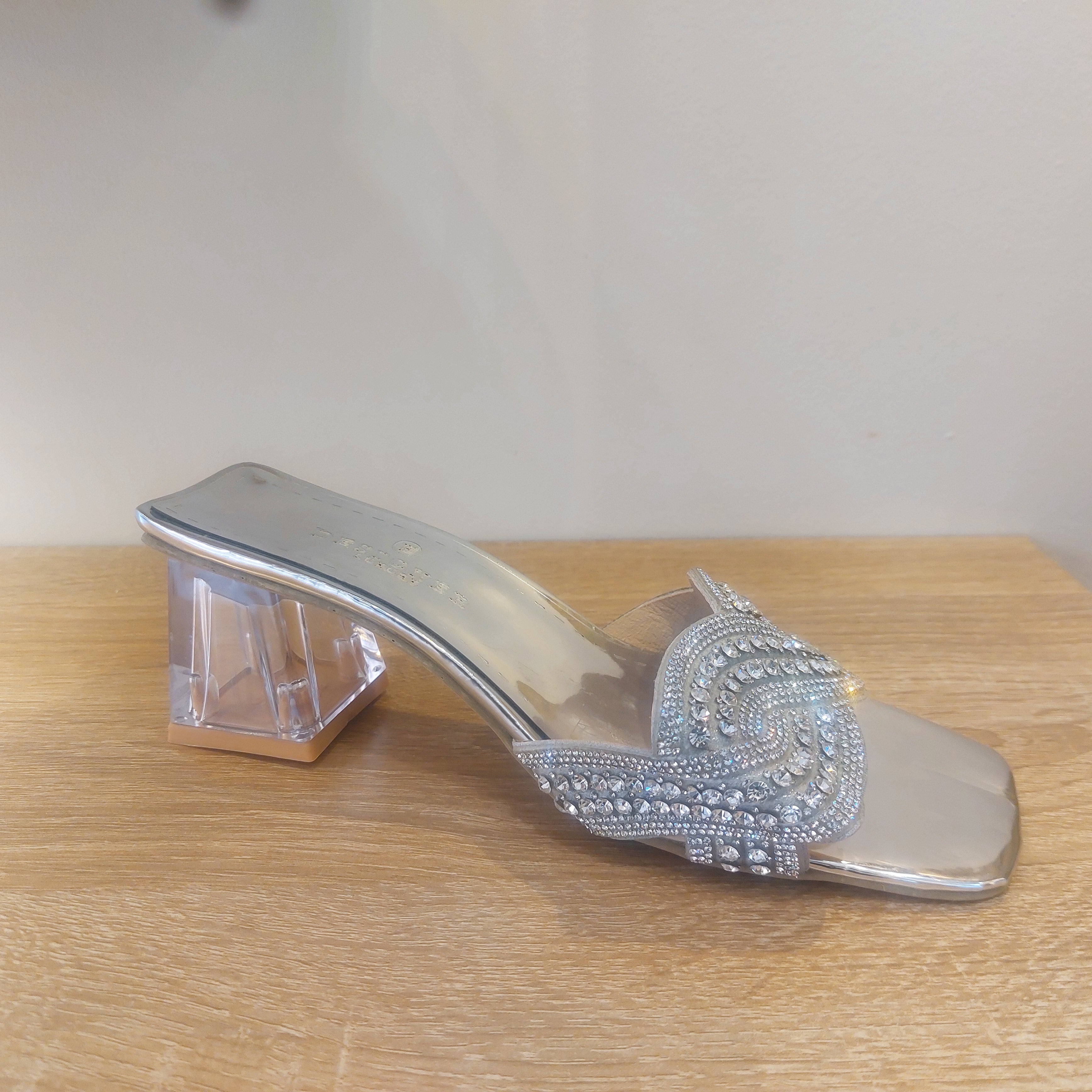 Women's sandals(mooj) - IRAN MADE