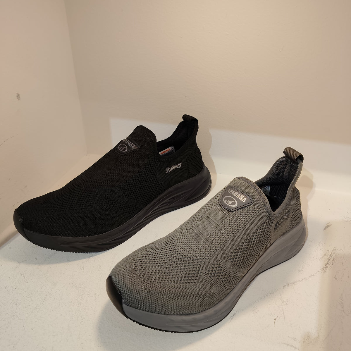 Apadana Unisex Sport Shoes