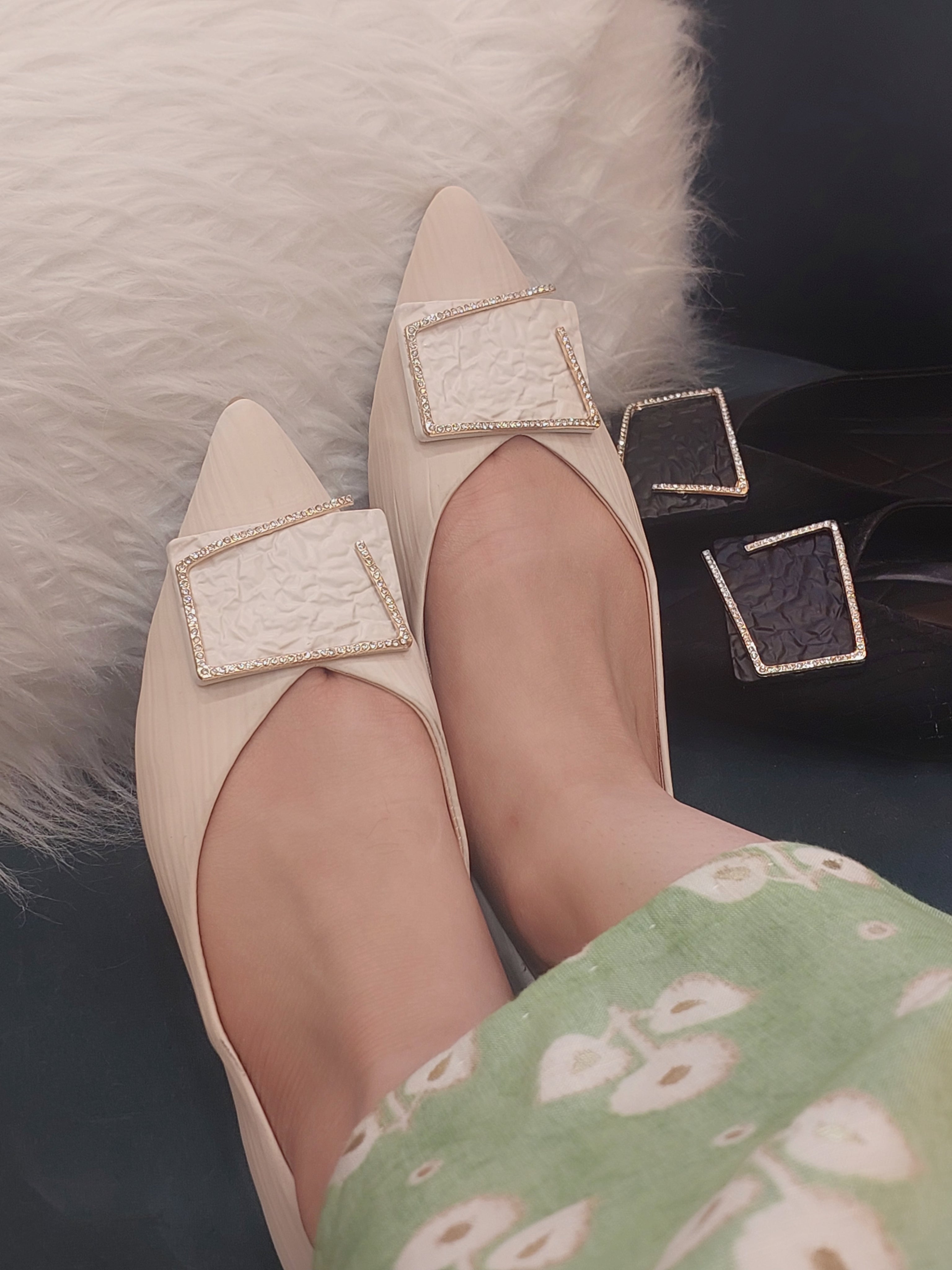 Women's shoes(square)